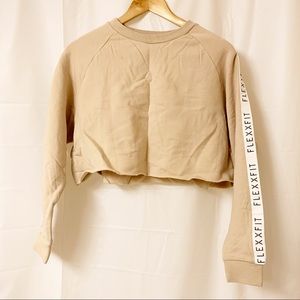 Flexxfit Beige Cropped Long Sleeve Sweatshirt Medium NWT